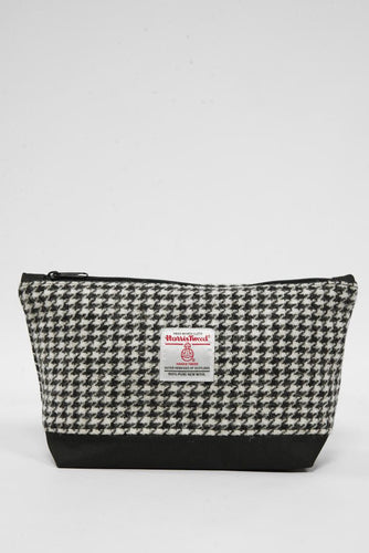 Harris Tweed Washbag - HO63 (Black)