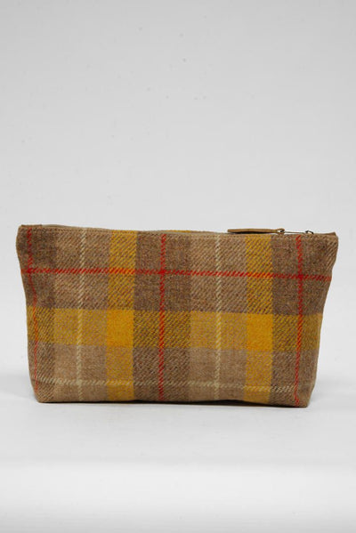 Harris Tweed Toiletries Bag A0230 (Tan Leather)