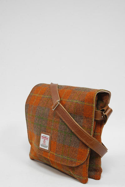 Harris Tweed Scalpay Bag A0124 (Tan Leather)
