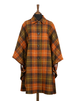 Harris Tweed Ladies Buttoned Long Cape - A0258